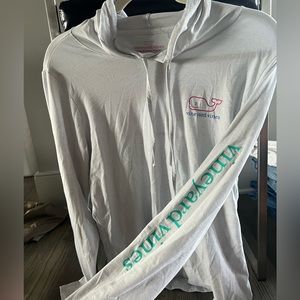 Vineyard Vines small
